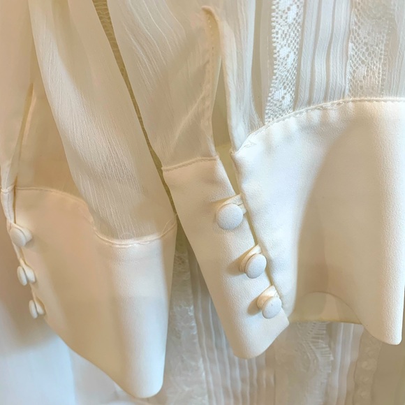 WHBM Blouse - Picture 2 of 6